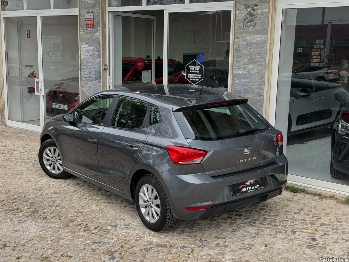 Seat Ibiza 1.0 Reference - 18 foto 2