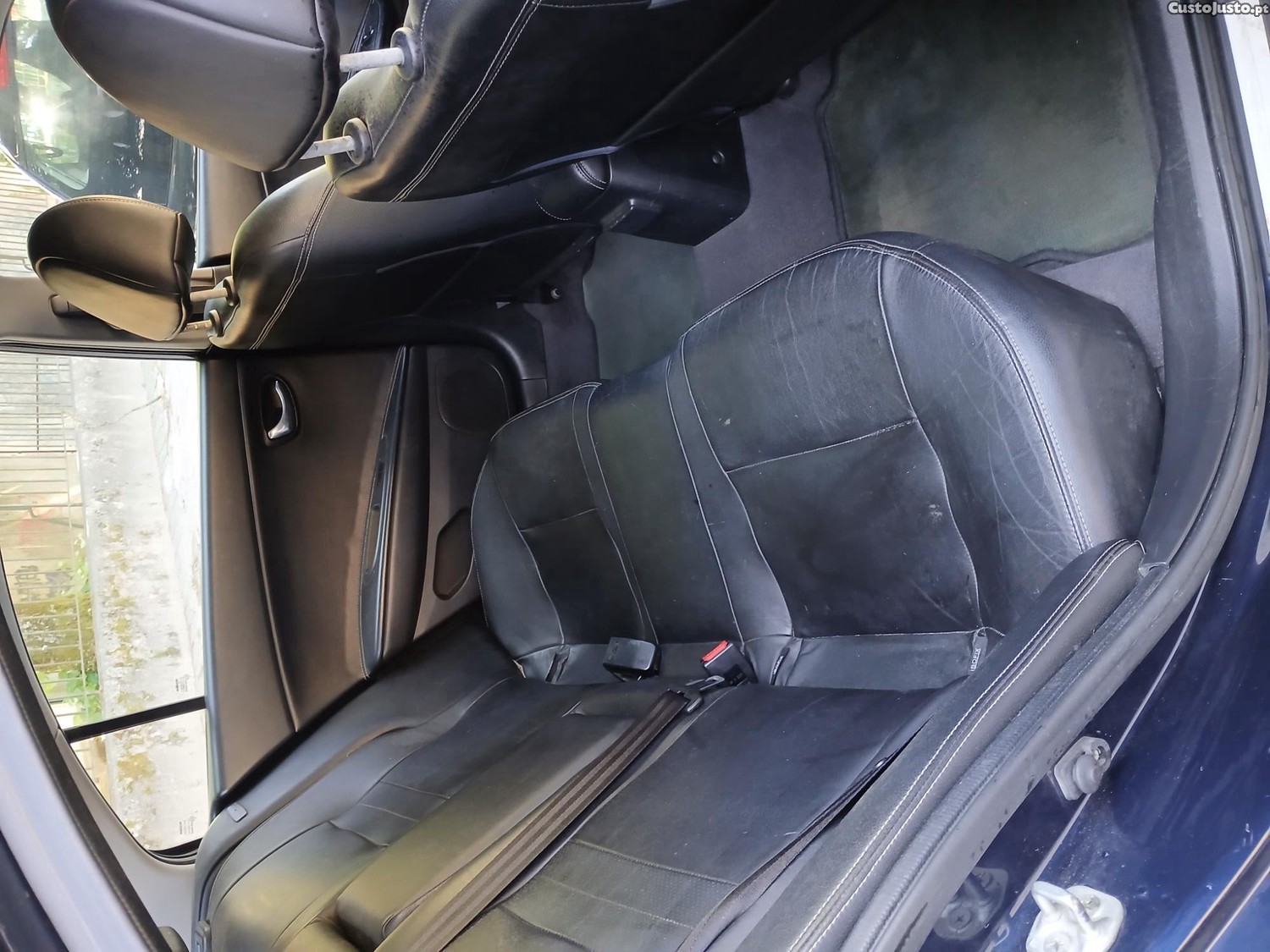 Nissan Primera 2.2 DCI — fotografia 7