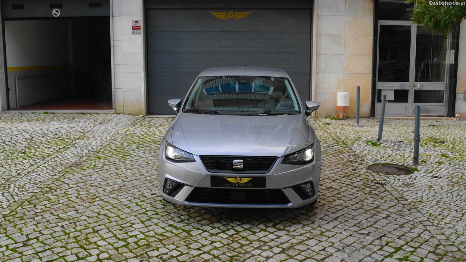SEAT Ibiza 1.0 TSI Style DSG — fotografia 24
