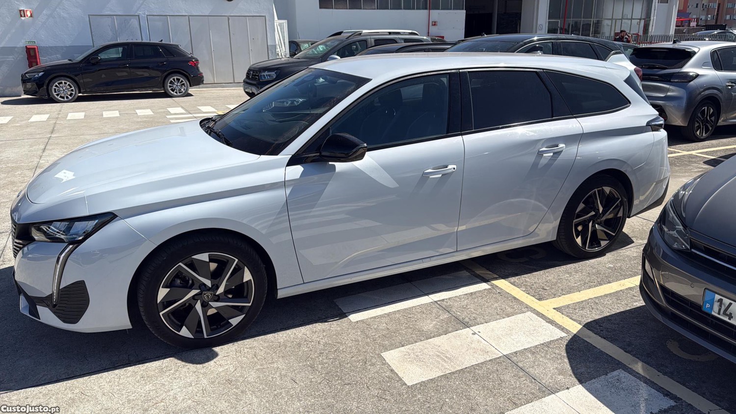 Peugeot 308 308 SW Allure EAT8 - 24 foto 4