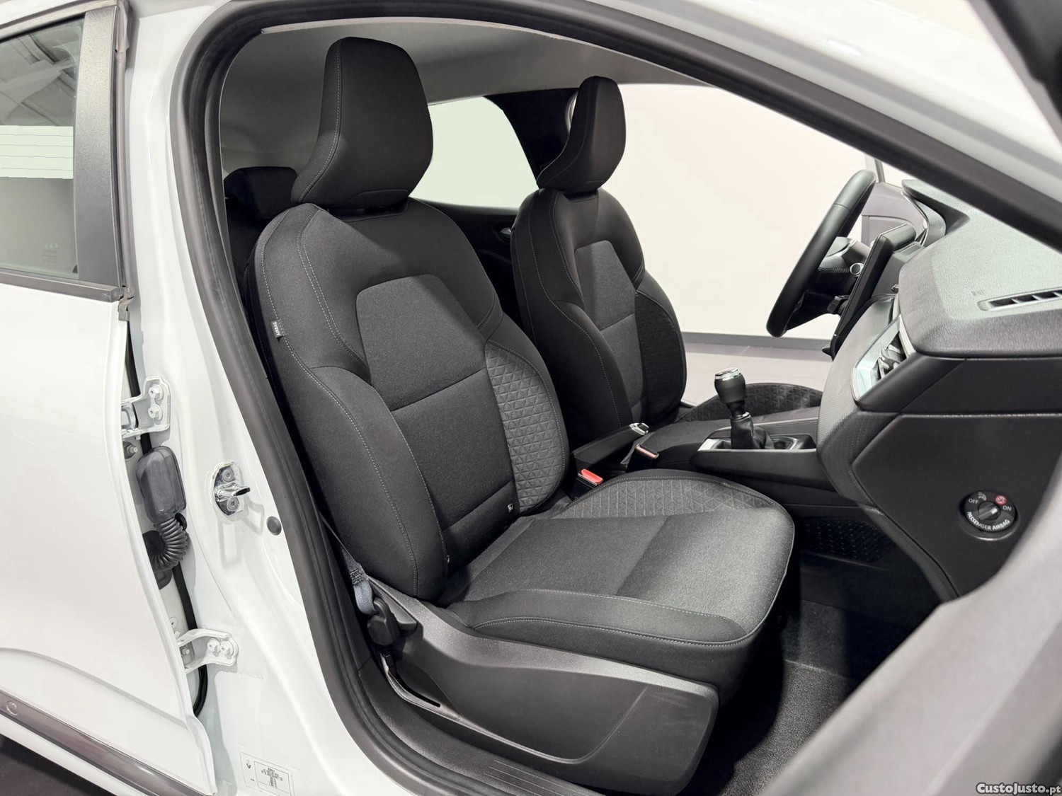 Renault Clio 1.0 TCE INTENS 100 CV - NACIONAL - 58336 — fotografia 11