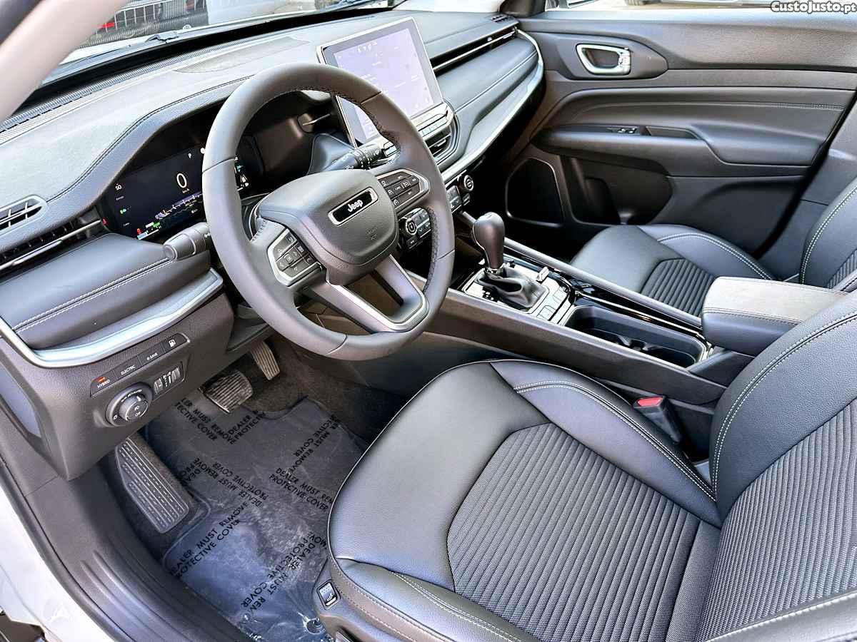 Jeep Compass Limited — fotografia 37