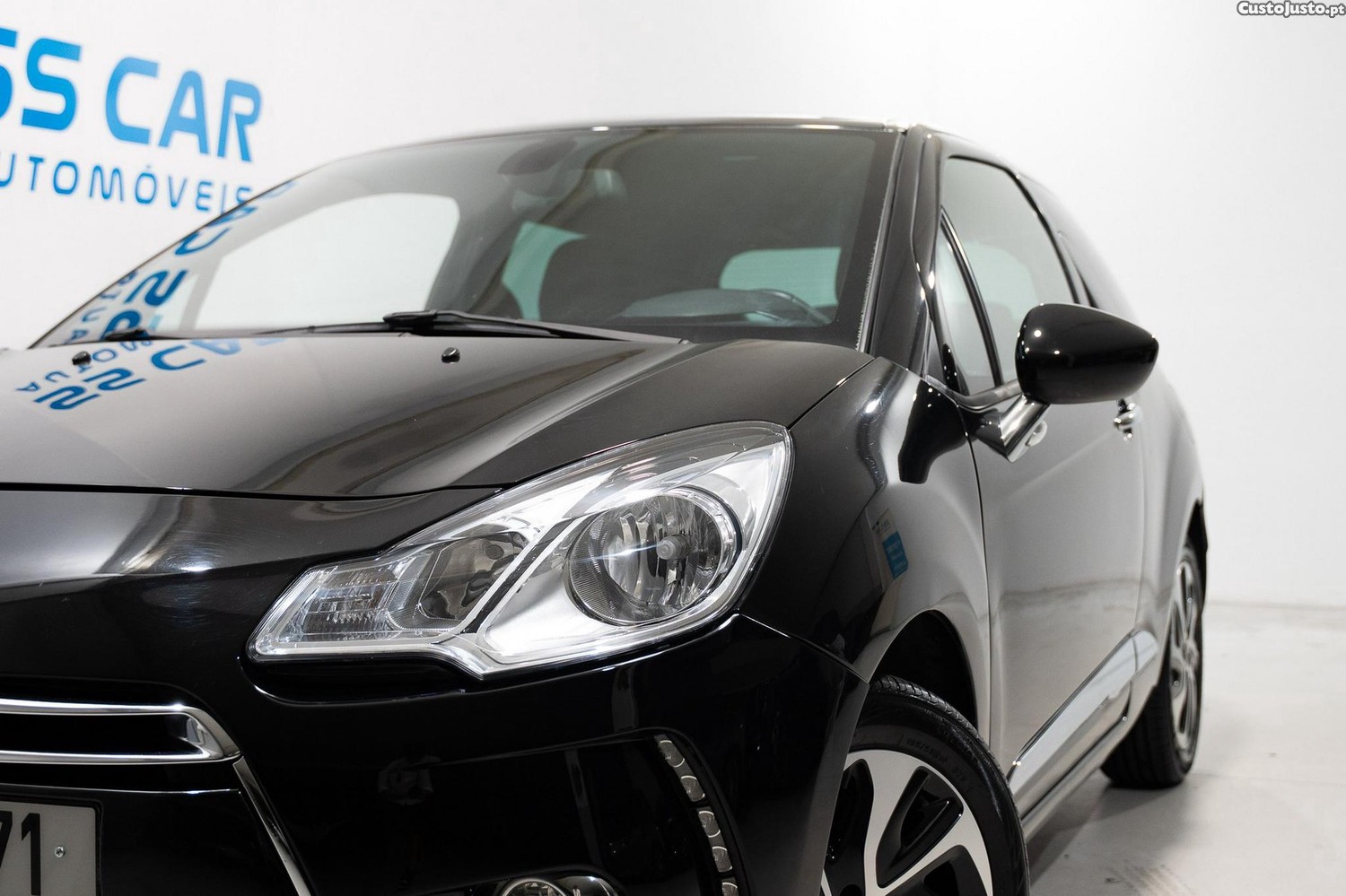 Citroën DS3 1.6 e-HDi So Chic — fotografia 18