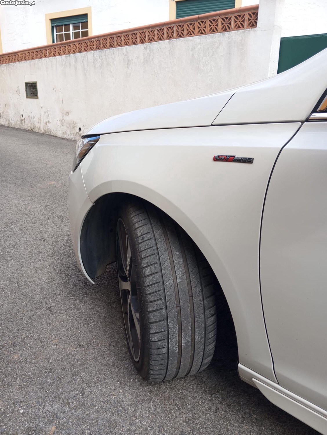 Peugeot 308 2.0 HDi GT Line — photo 3