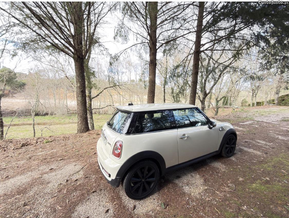 MINI Cooper s — fotografia 4