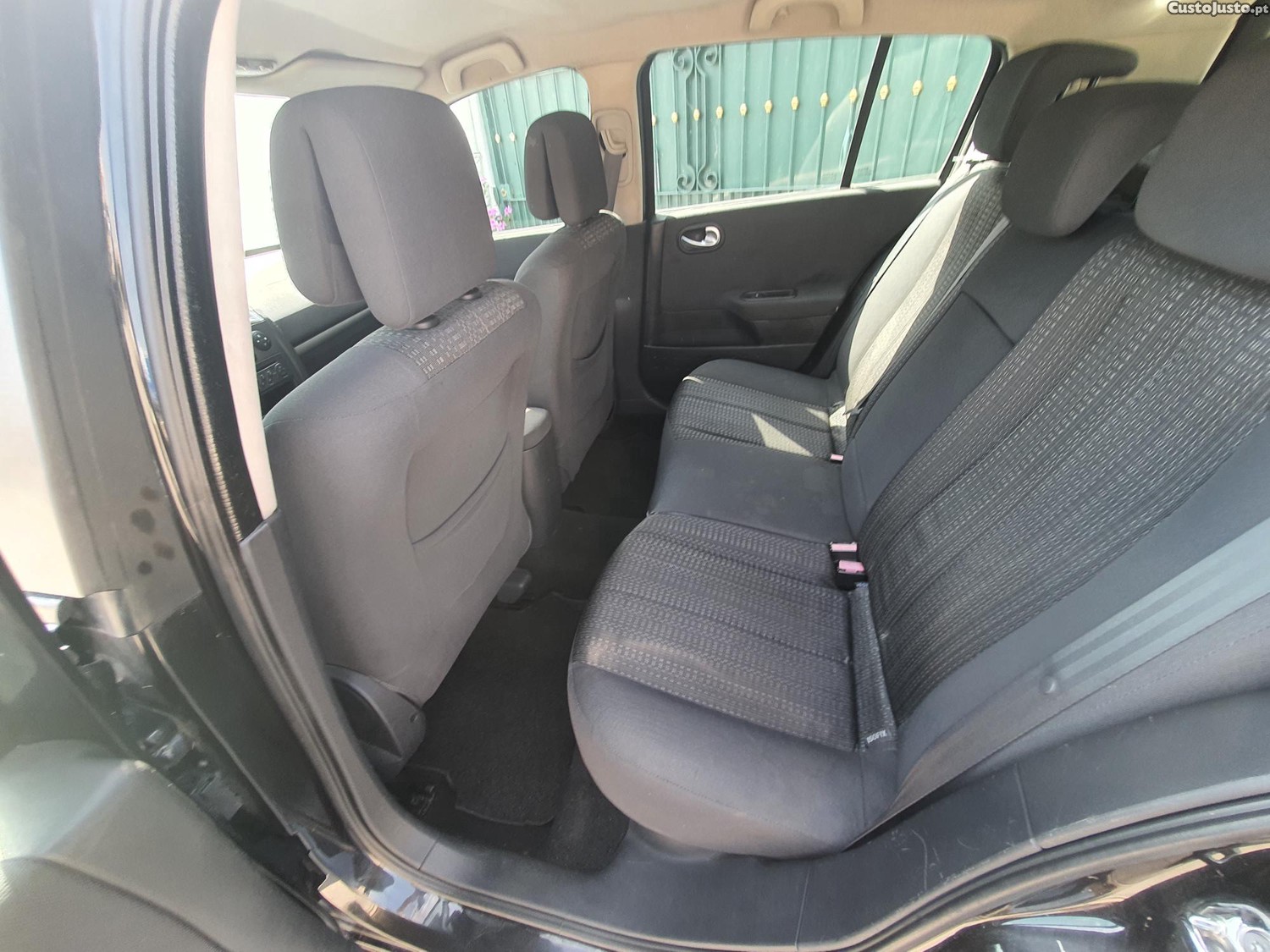 Renault Mégane 1.5 Dci 105cv — fotografia 4