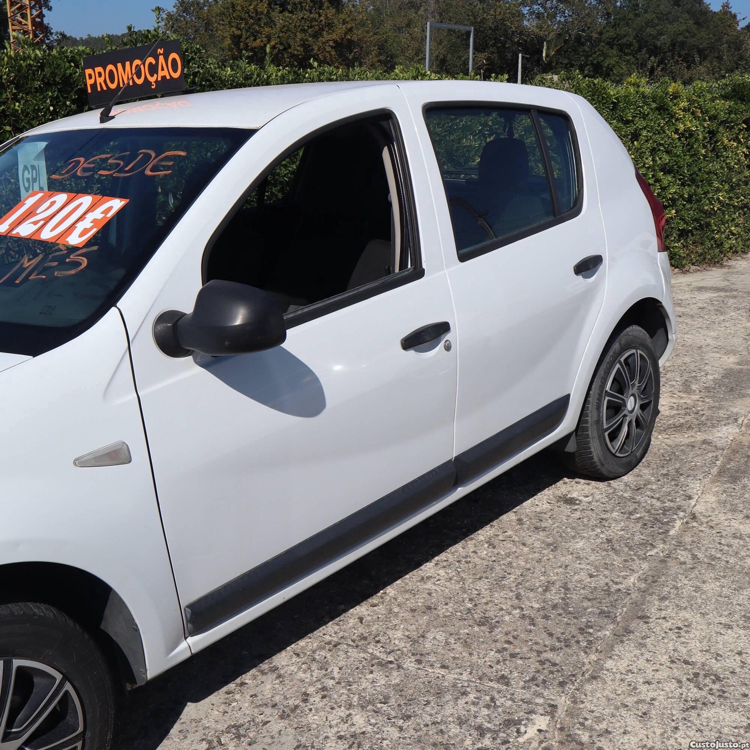 Dacia Sandero 1.4 Gasolina e GPL — photo 2