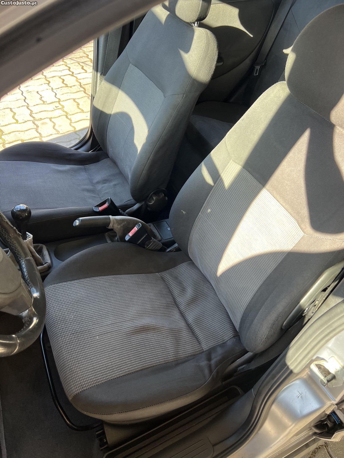 Opel Corsa 1.3CDTI COSMO — fotografia 11