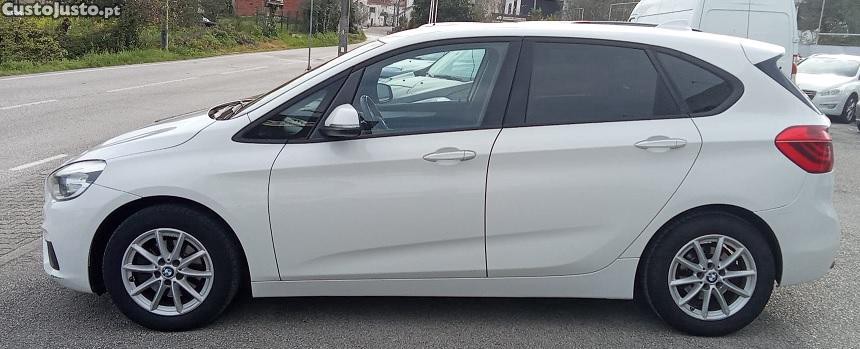BMW 216 Active Tourer 216 — fotografia 7
