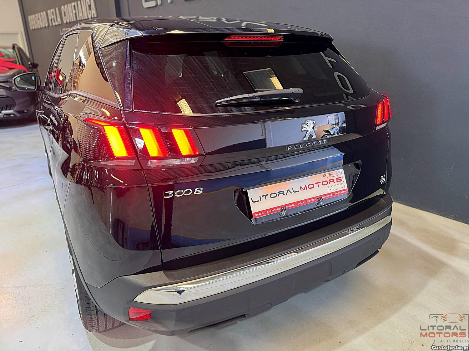 Peugeot 3008 1.2 PureTech Allure EAT8 — fotografia 17