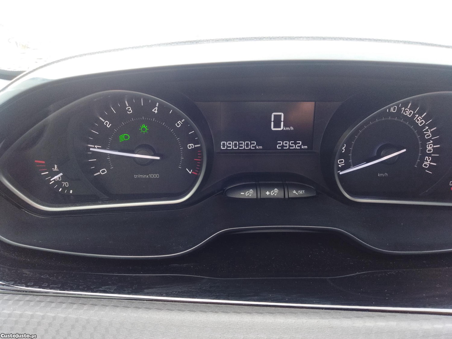 Peugeot 2008 Stellantis — fotografia 5