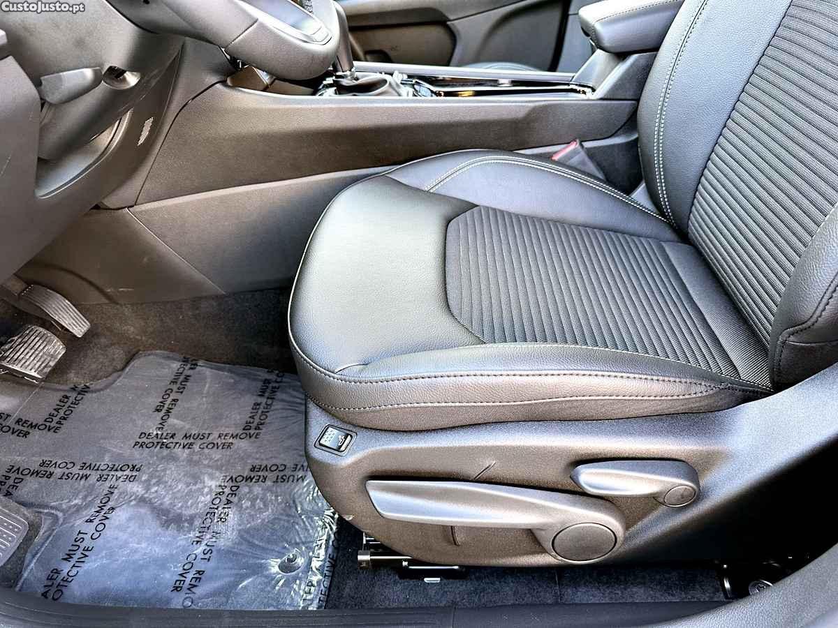 Jeep Compass Limited — fotografia 36