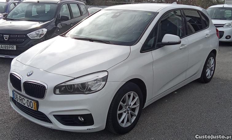 BMW 216 Active Tourer 216 — fotografia 9