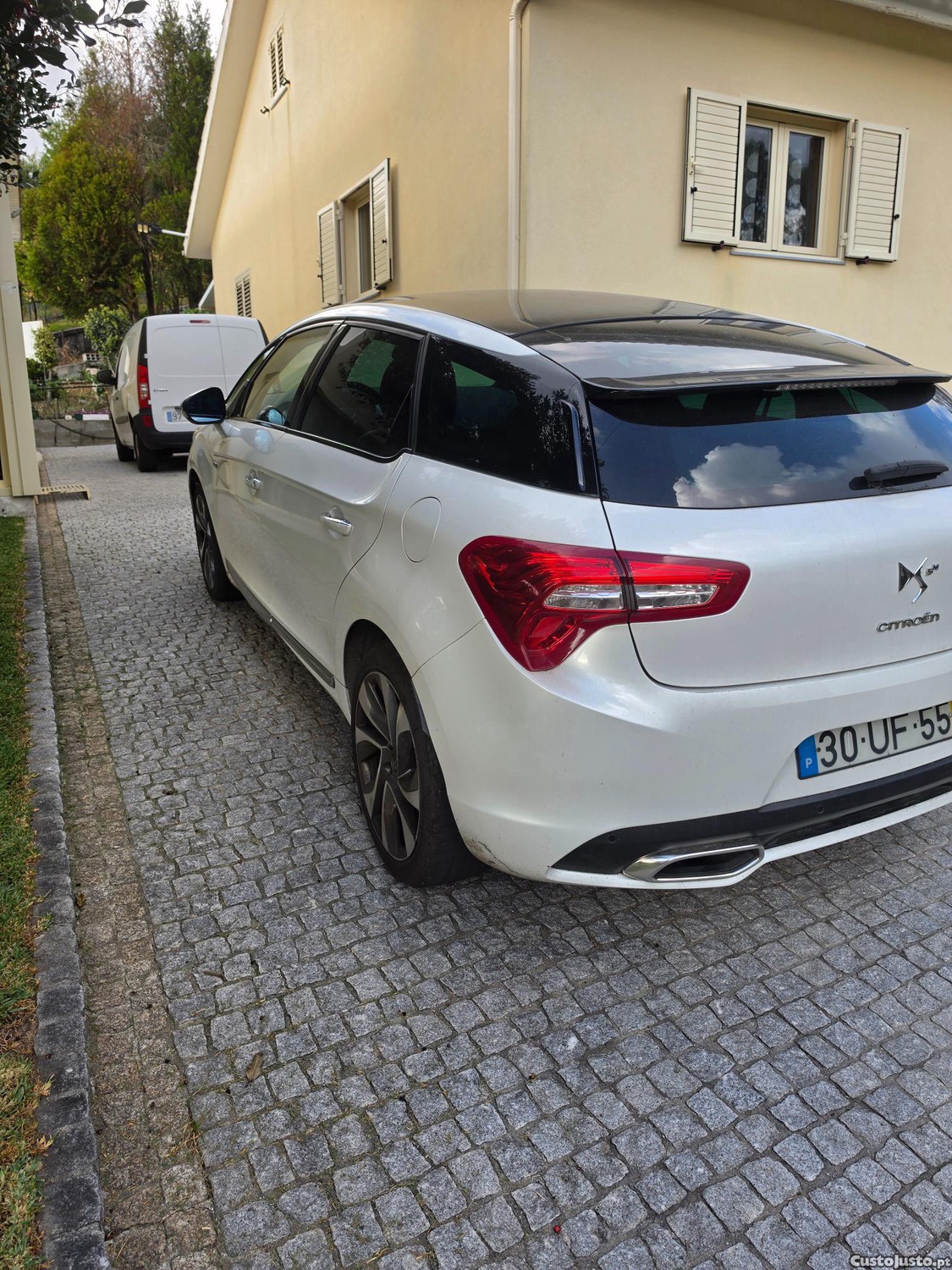 Citroën DS5 Hybrid4 sport so chic 200CV - 13 foto 2
