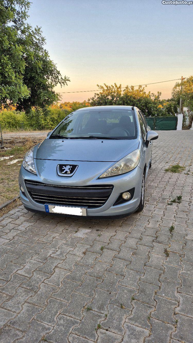 Peugeot 207 1.6Hdi 90cv — photo 2