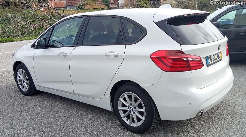 BMW 216 Active Tourer 216 — fotografia 6