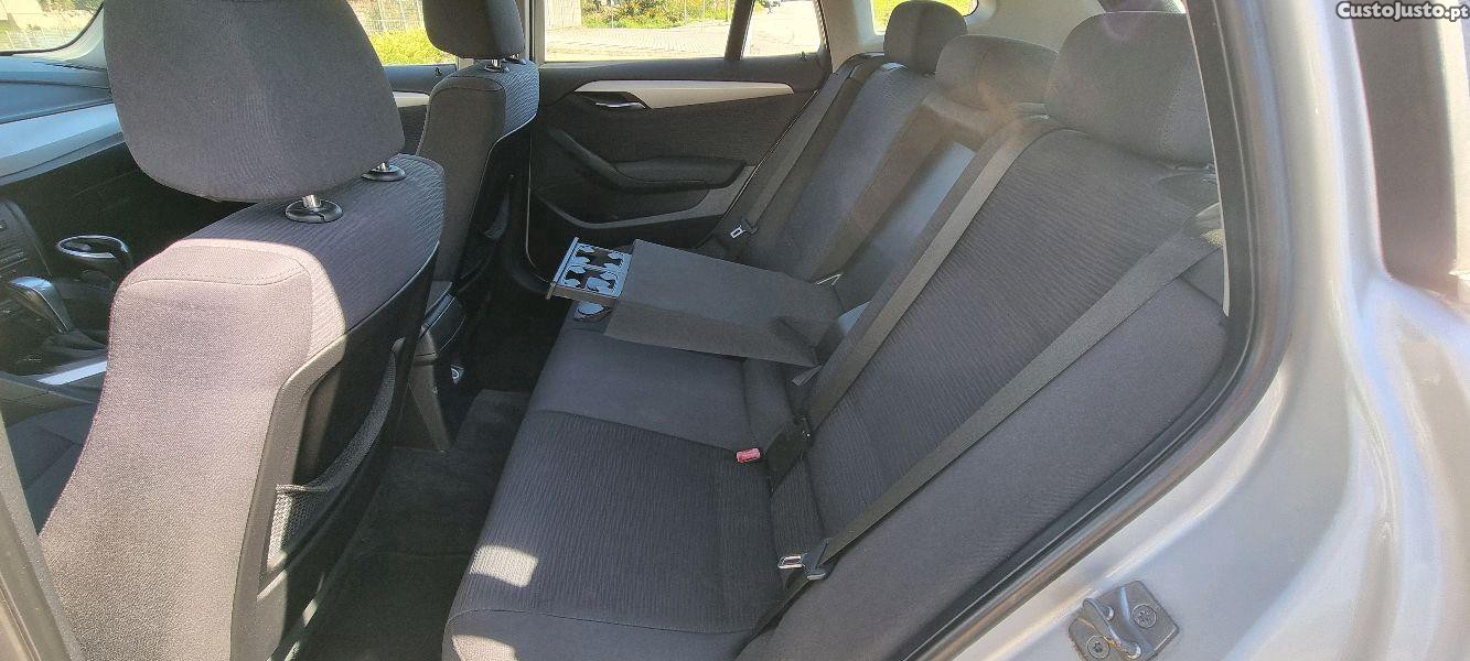 BMW X1 23d x drive impecável novo preço — fotografia 7