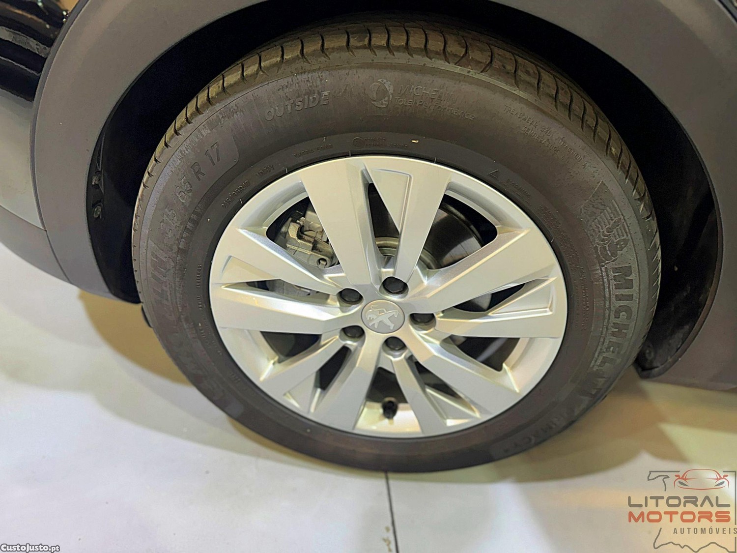 Peugeot 3008 1.2 PureTech Allure EAT8 — fotografia 14