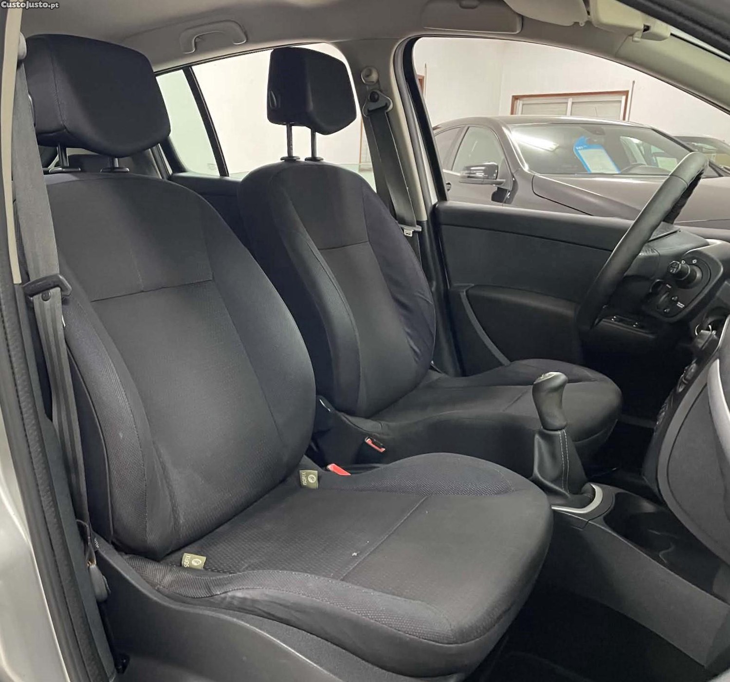 Renault Clio 1.2 16V Dynamic — fotografia 5