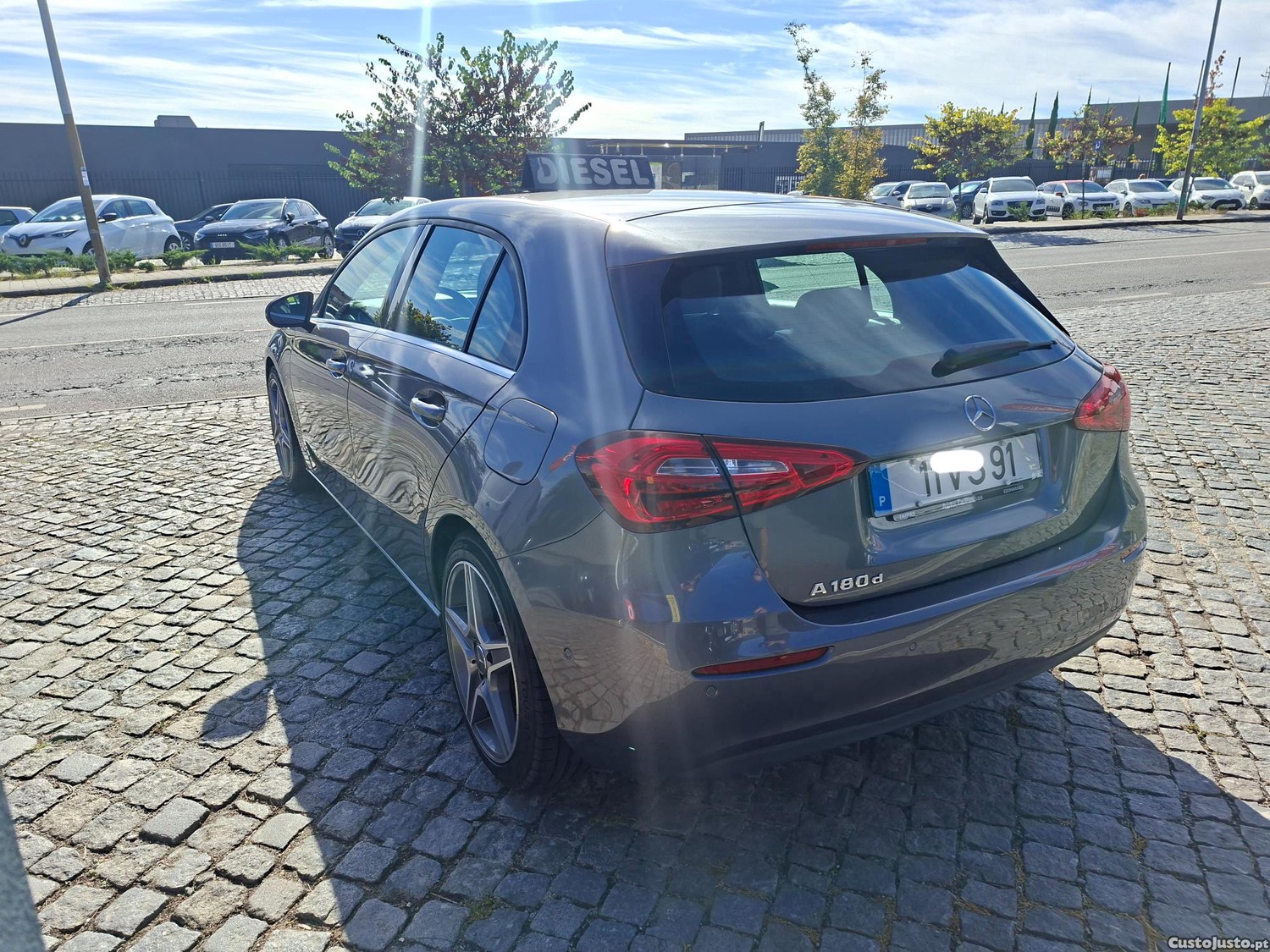Mercedes-Benz A 180 D STYLE AUTOMÁTICO 9G NACIONAL JE AMG - 18 — photo 5