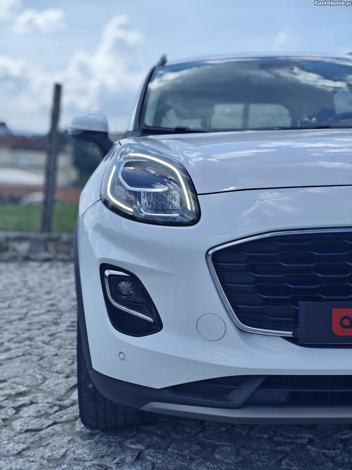 Ford Puma 1.0 EcoBoost Titanium — fotografia 14