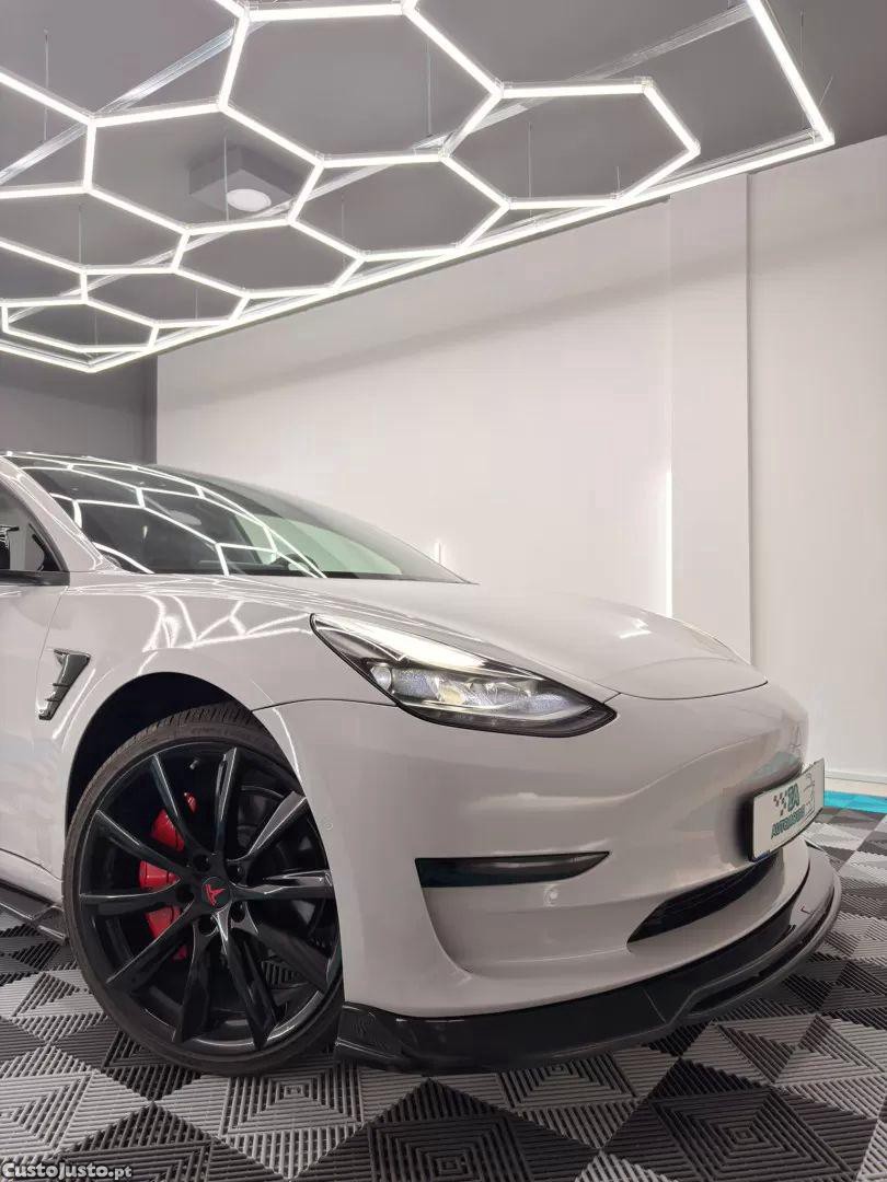 Tesla Model 3 Standard rwd plus — fotografia 21