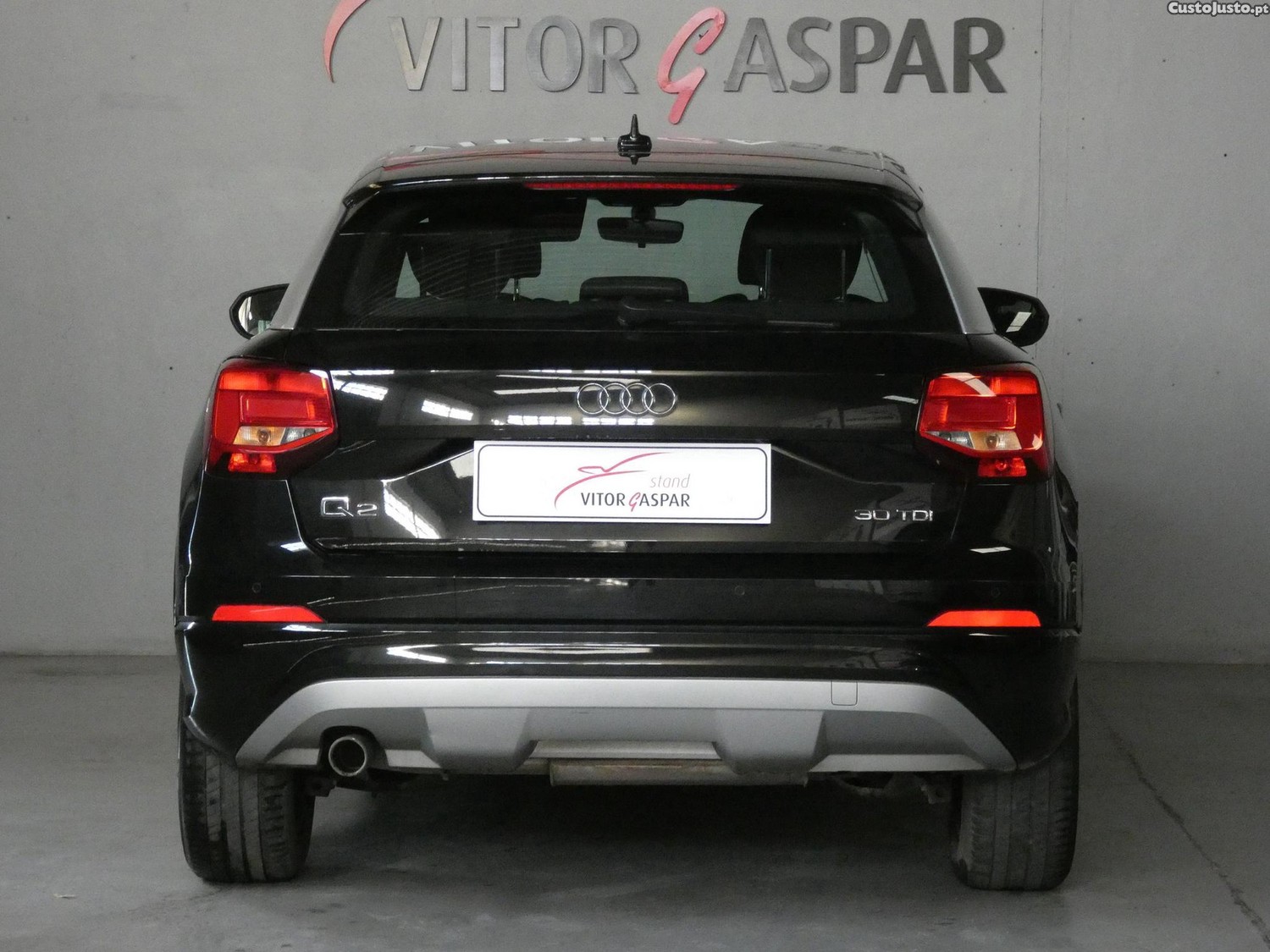 Audi Q2 30 TDI Sport — photo 4
