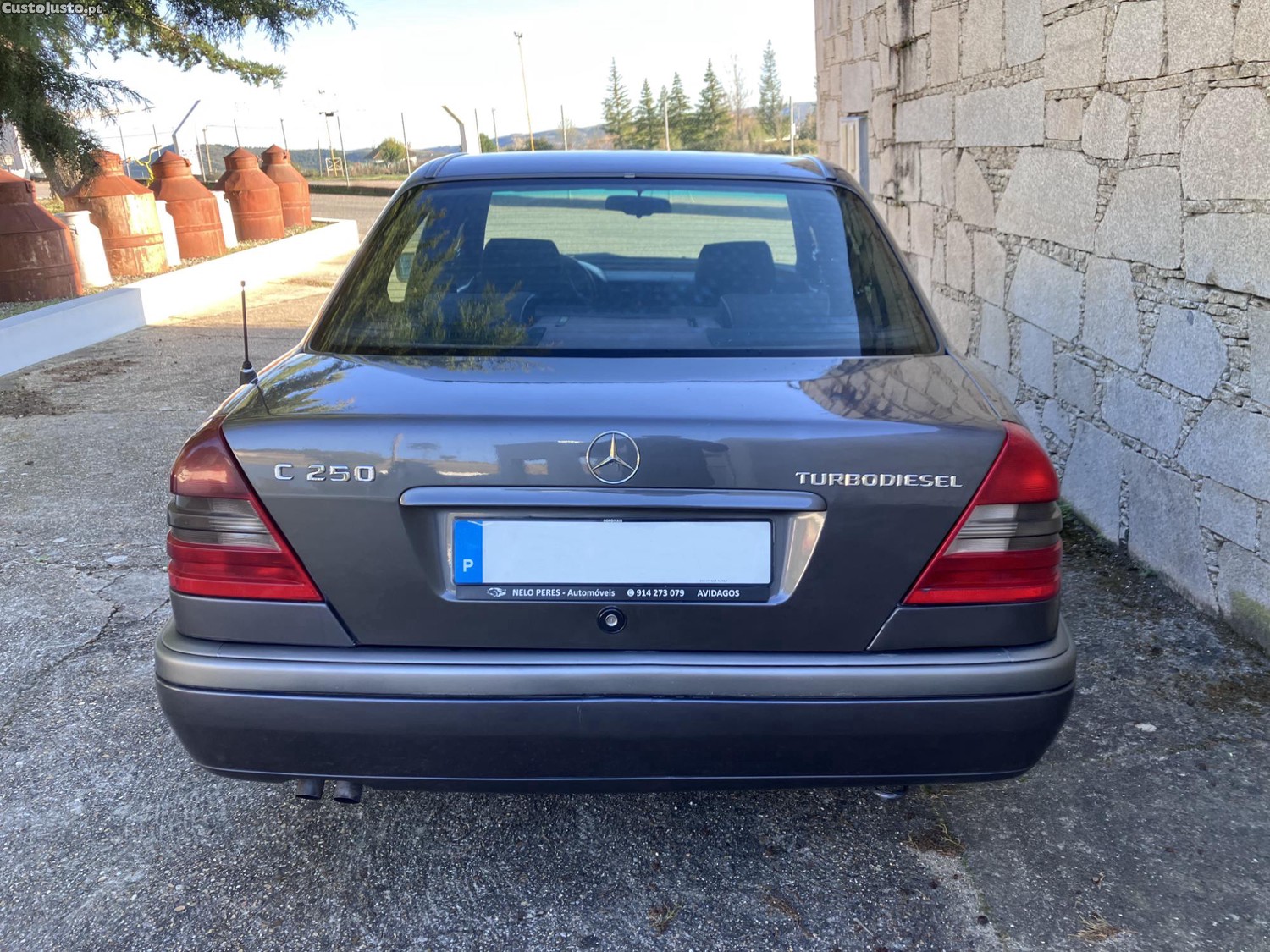 Mercedes-Benz C 250 TURBO — fotografia 7