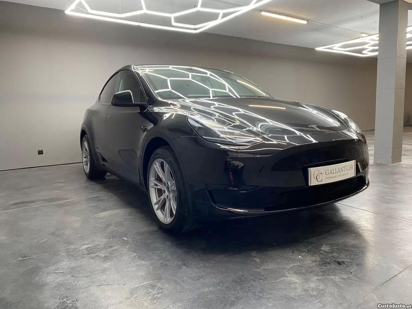 Tesla Model Y Rwd - 23 foto 4