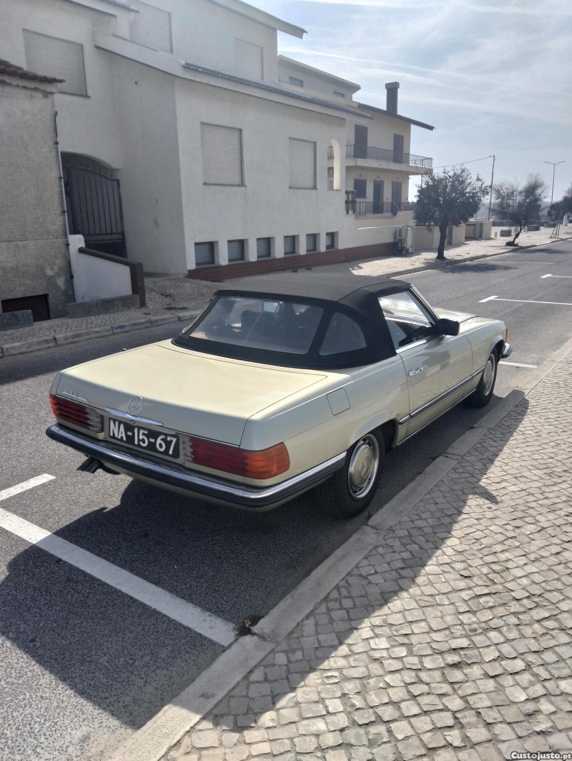 Mercedes-Benz  280 SL - 82 foto 3