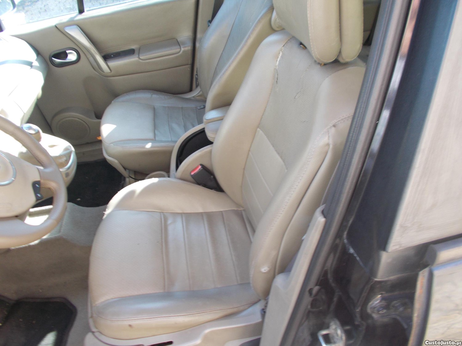 Renault Scénic 1.5 dci 7 lugares poucos kms — photo 5