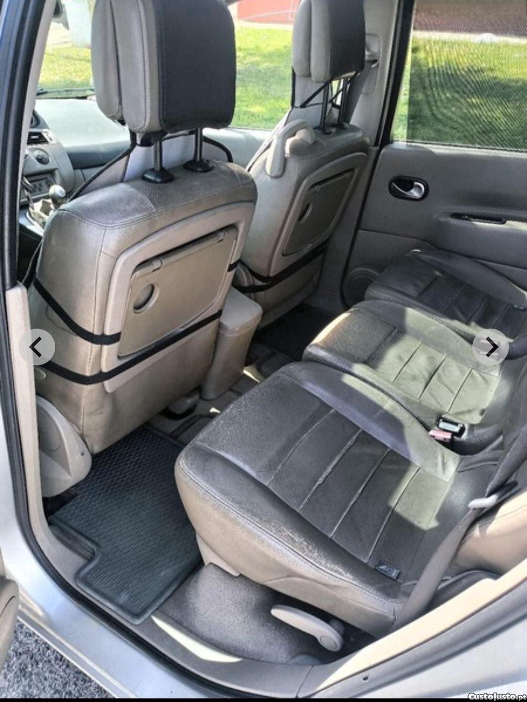 Renault Grand Scénic 1.5dci 105cv — photo 3