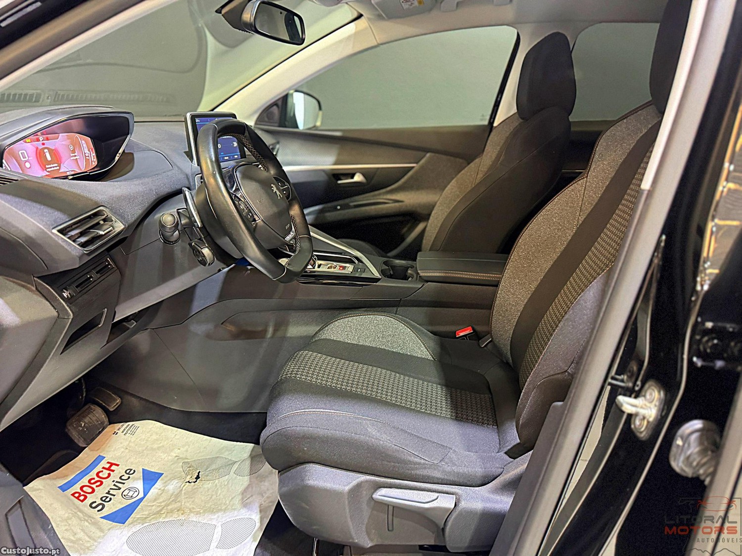 Peugeot 3008 1.2 PureTech Allure EAT8 — fotografia 12