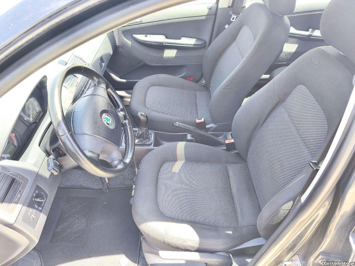 Skoda Fabia break 1.2 Thp — fotografia 5
