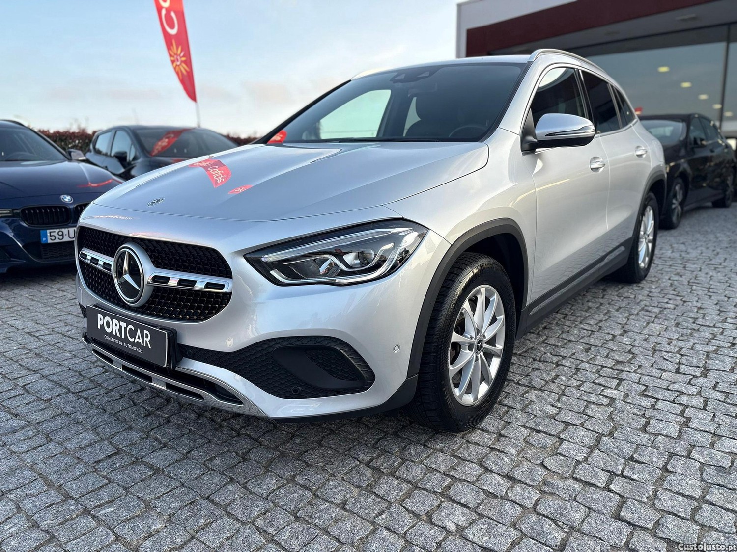 Mercedes-Benz GLA 250 e Progressive — fotografia 4
