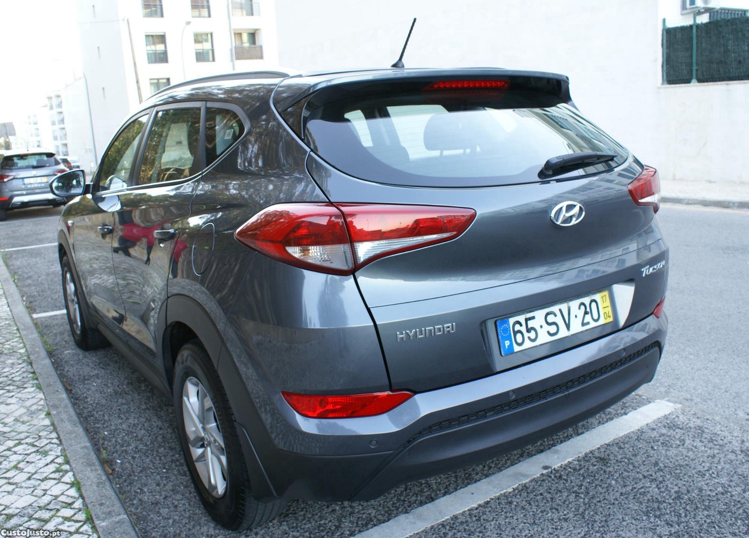 Hyundai Tucson 1.7 CRDi Creative Plus — fotografia 8