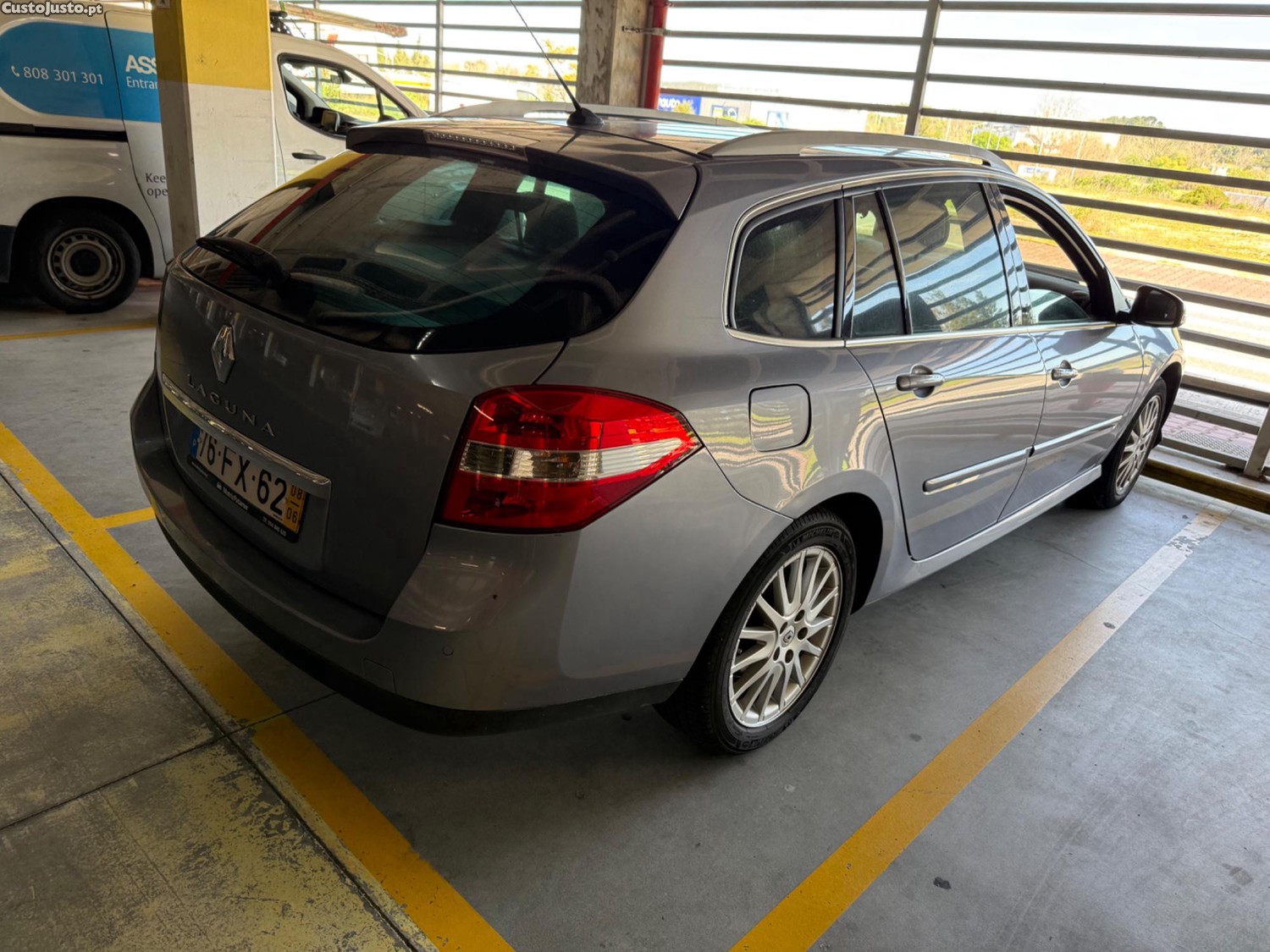 Renault Laguna 2.0 150cv — fotografia 3