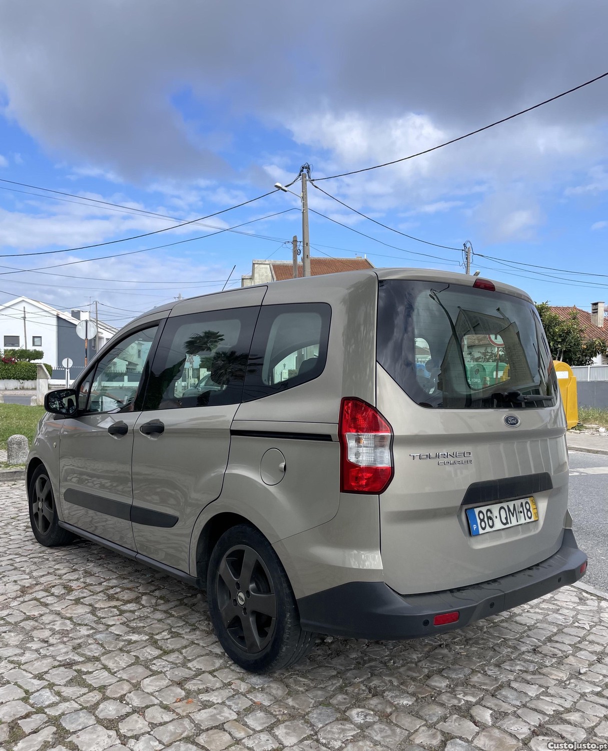 Ford Tourneo 1.5Tdci - 15 foto 4
