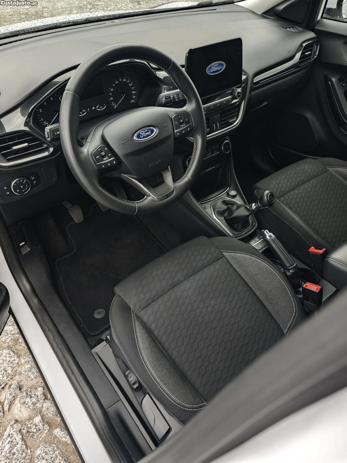 Ford Puma 1.0 EcoBoost Titanium — fotografia 9