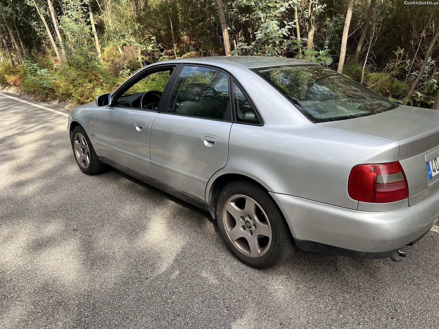 Audi A4 TDI  SPORT 110 cv — photo 3