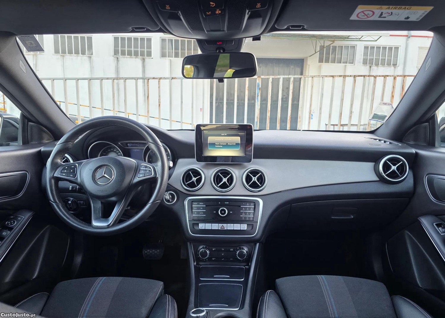 Mercedes-Benz CLA 200 d Shooting Brake Urban — fotografia 6