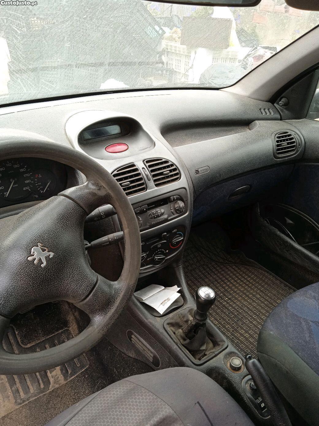 Peugeot 206 2.0 hdi — fotografia 2