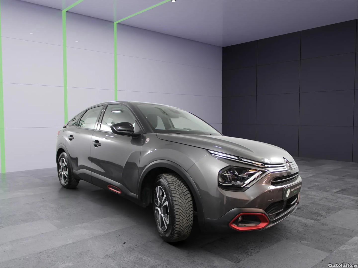 Citroën e-C4 Shine Pack — fotografia 10