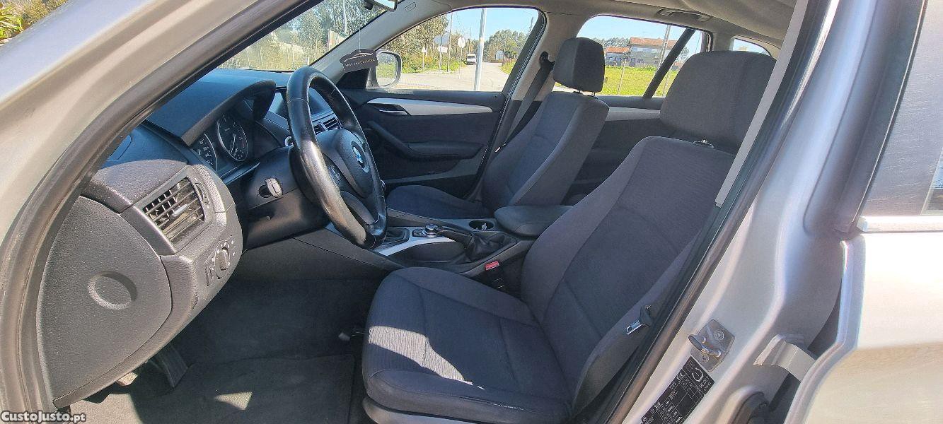 BMW X1 23d x drive impecável novo preço — fotografia 8