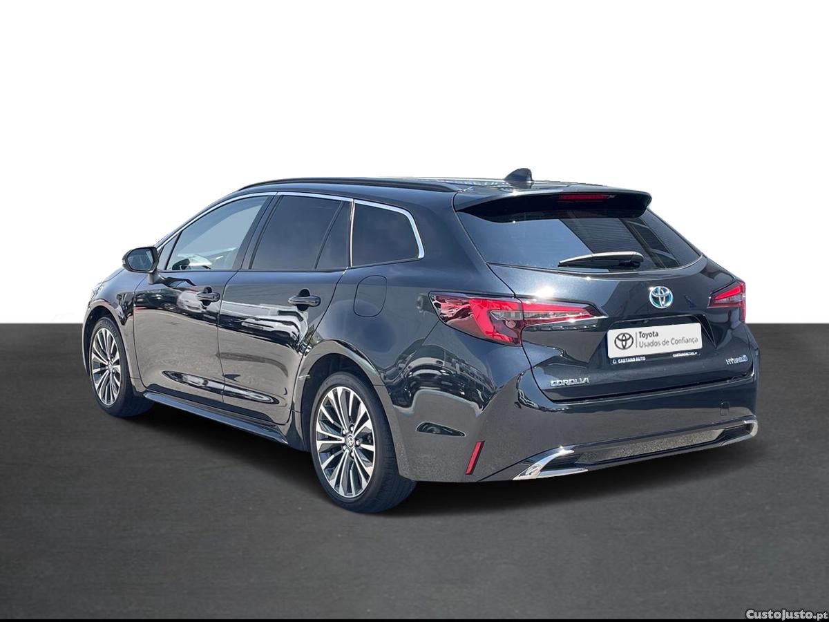 Toyota Corolla TS 1.8 Hybrid Comfort Plus — fotografia 15
