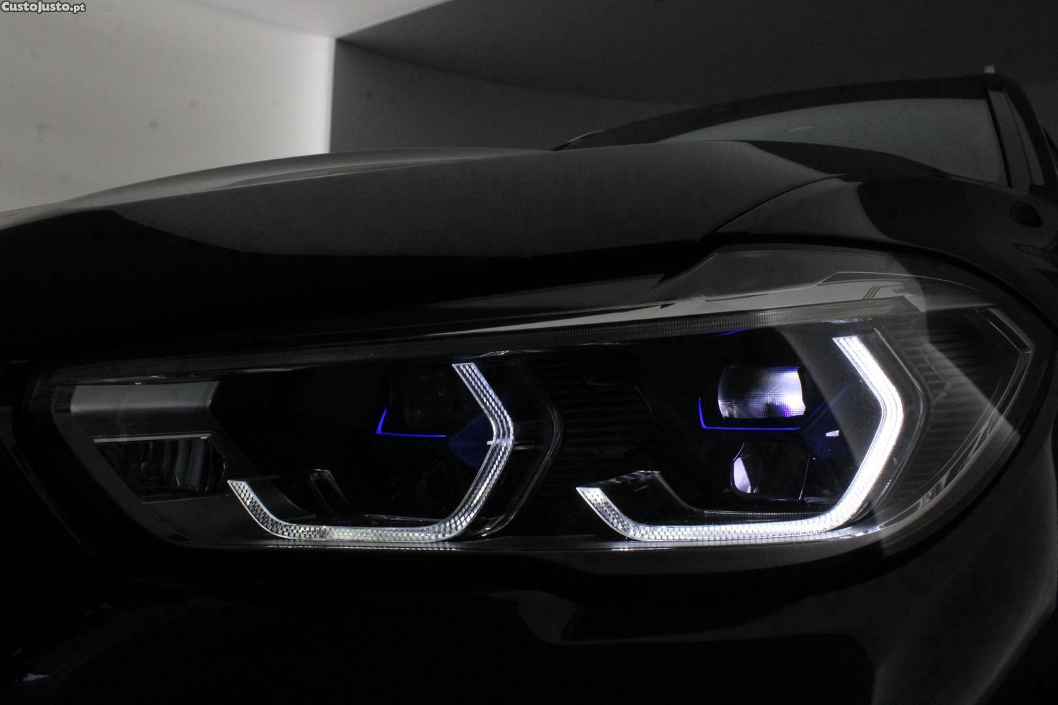 BMW X5 45 E-XDRIVE PACK M (AUTO) — fotografia 4