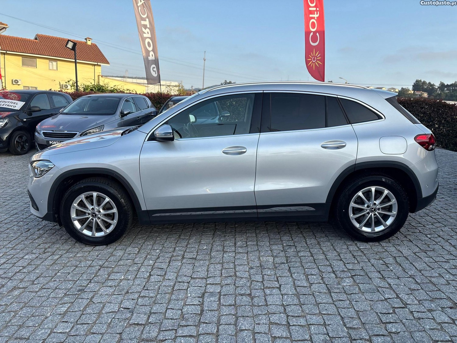 Mercedes-Benz GLA 250 e Progressive — fotografia 5