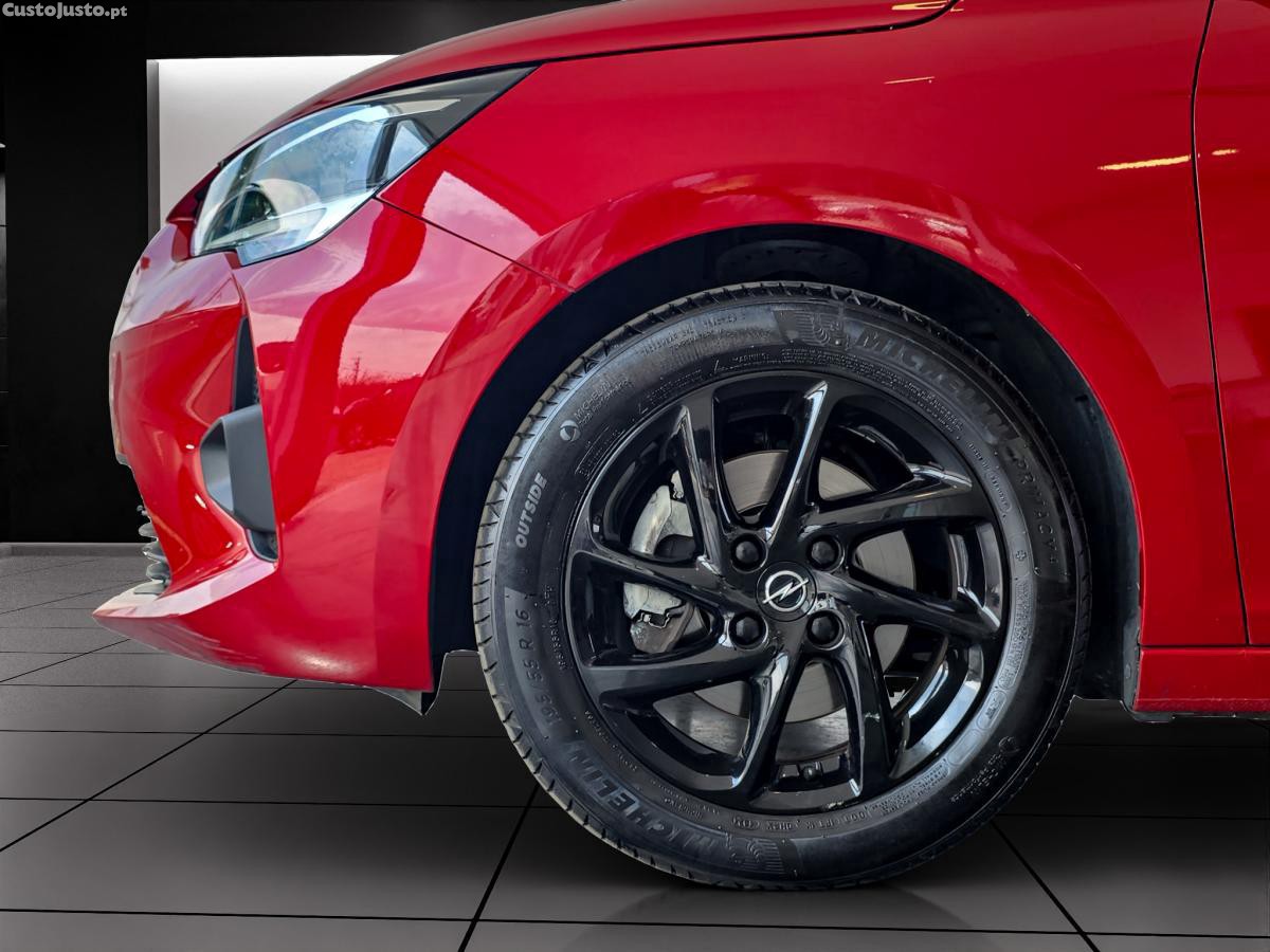 Opel Corsa 1.2 T GS EXCLUSIVO — fotografia 4