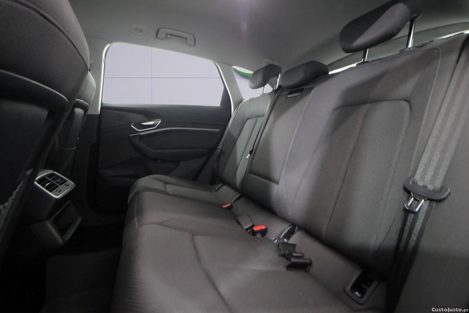 Audi e-tron 50 quattro — fotografia 4