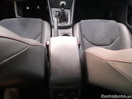 SEAT Leon 2.0 FR 184cv — fotografia 2